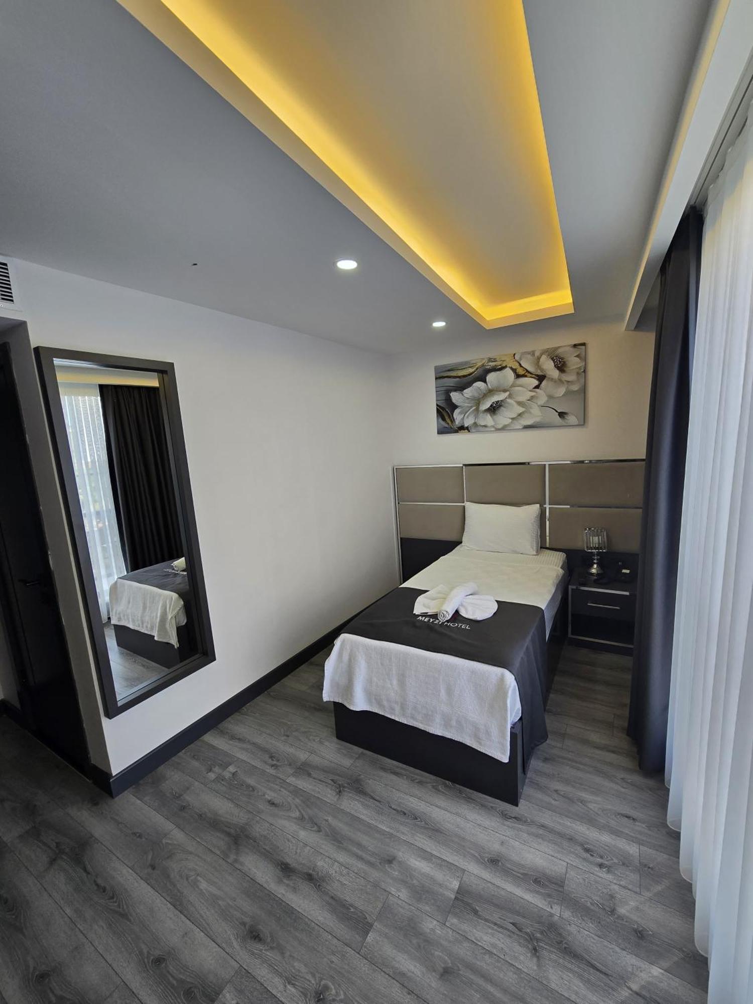 Meyzi Hotel Estambul Exterior foto